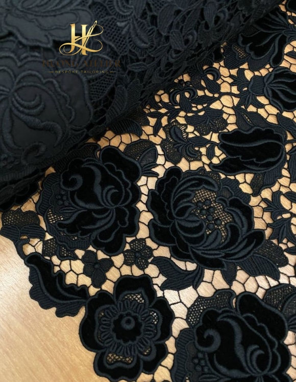 Signature Thread Lace