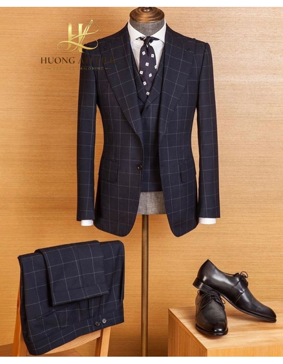 Signature Bespoke Suit3